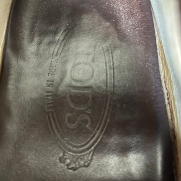 Tod’s Men’s Leather Driving Loafers, Moccasin Style Size 8, Made in Italy, Brown main image 8